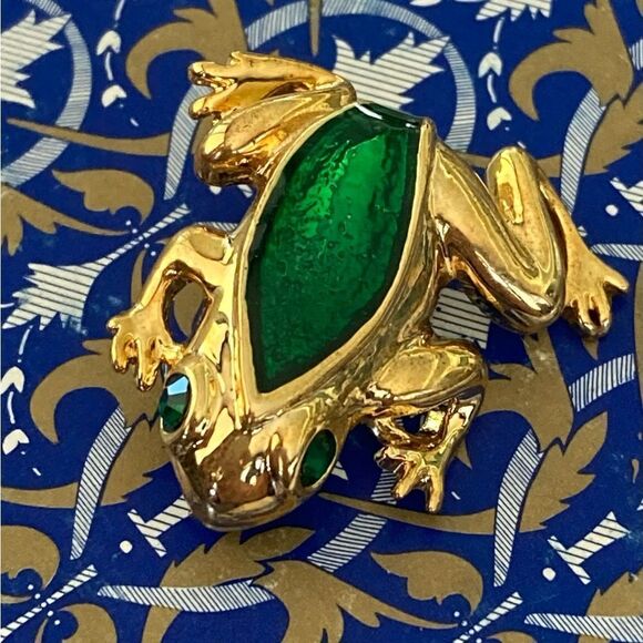 Vintage 80’s Enamel Frog Pin Label - Picture 4 of 4
